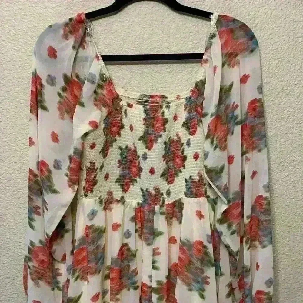 White floral smocked mini dress sz L summer wedding guest bridal shower feminine - Picture 8 of 9